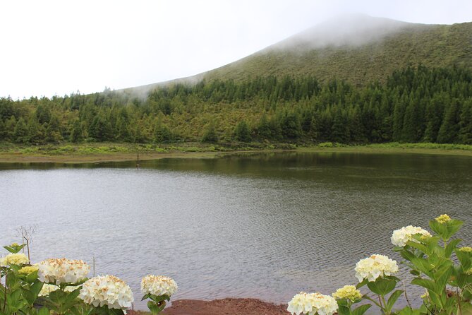 Sete Cidades Full-Day 4WD Tour From Ponta Delgada With Hiking - Good To Know