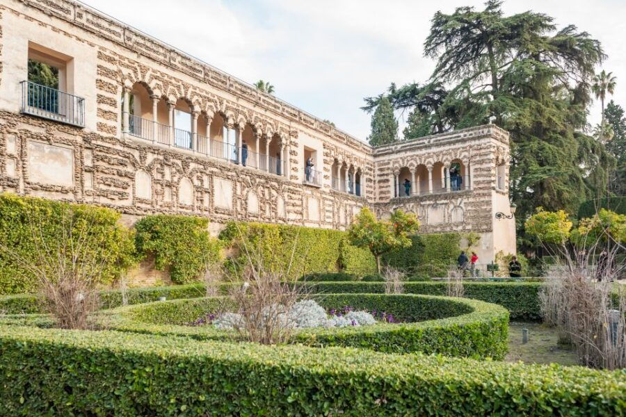 Seville: Alcazar Guided Tour With Entrance - Tour Details