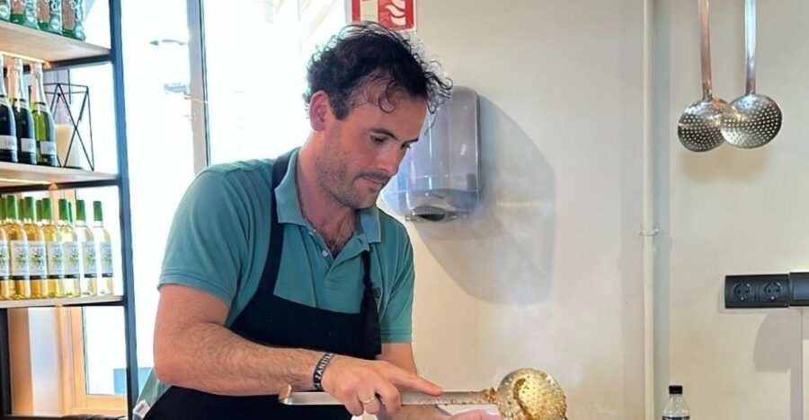 Seville: Paella Dining Experience With Incredible Views - Good To Know