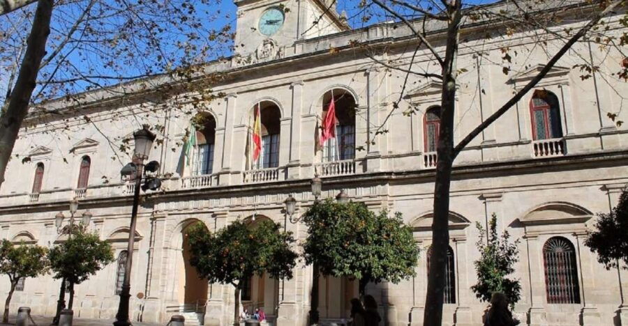 Seville: Paranormal Walking Tour in Spanish - Good To Know