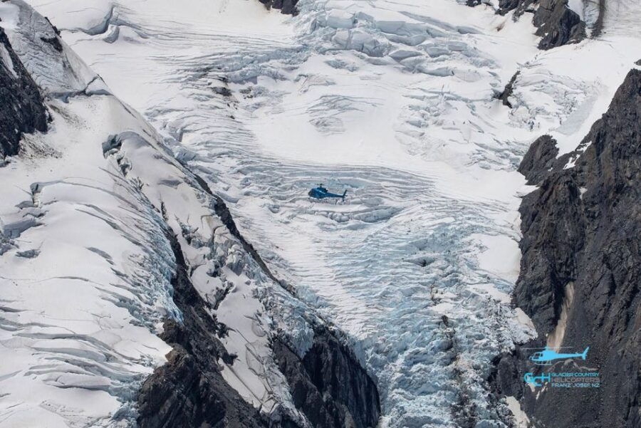 Shackleton Glacier Whiskey Endurance Flight – 50mins