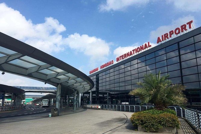 Shanghai Wusongkou Cruise Port to Hongqiao Airport:Private With Meet Service - Good To Know
