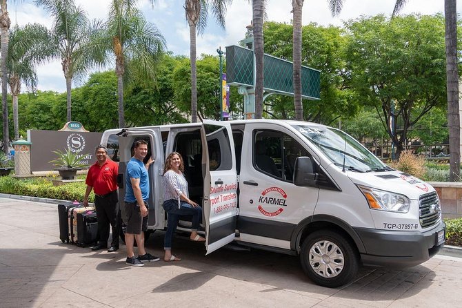Shared Airport Departure Transfer Anaheim and Orange County to John Wayne Airport