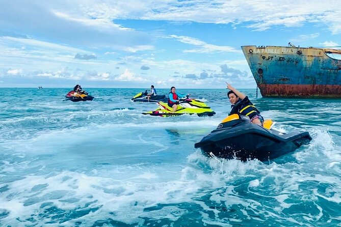 Shipwreck, Tiki Bar & Iguana Island Private Jet Ski Tour - Tour Highlights