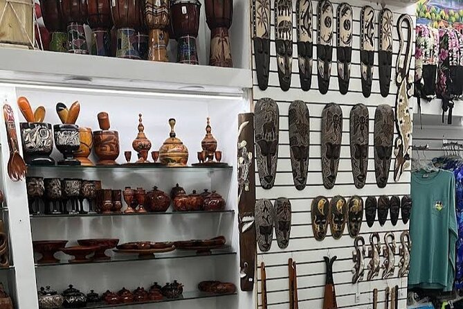 Shopping or Souvenirs in Plaza Bávaro