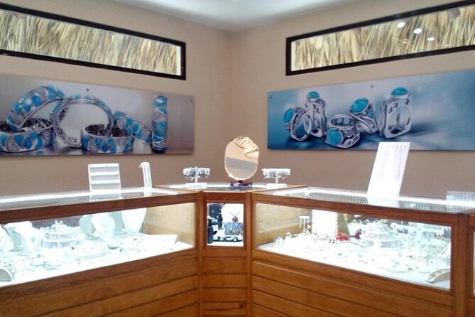 Shopping Tour Punta Cana With Private Transportation