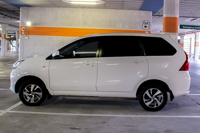 Shuttle Transport Transfer From Camps Bay to Cape Town Airport - Good To Know