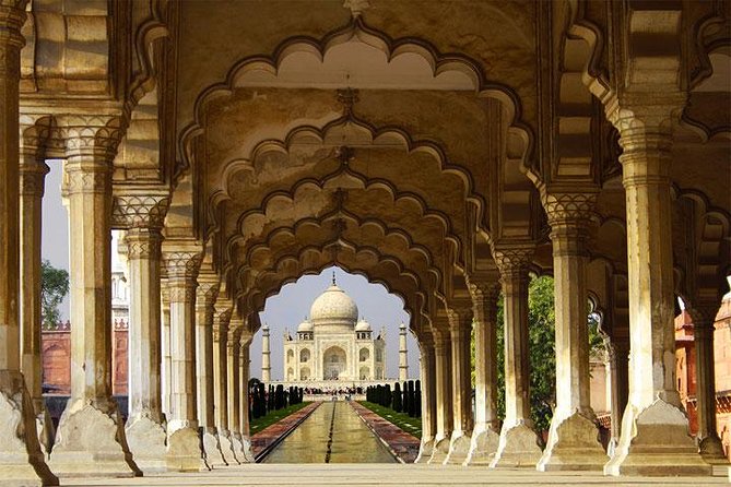Single Traveler: 11 Days Golden Triangle & Varanasi With Luxury Accommodation, Internal Flight - Tour Overview