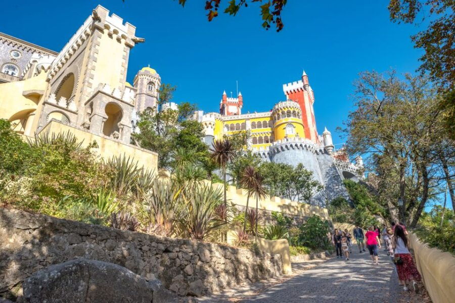 Sintra and Cascais Small Group Tour From Lisbon - Good To Know