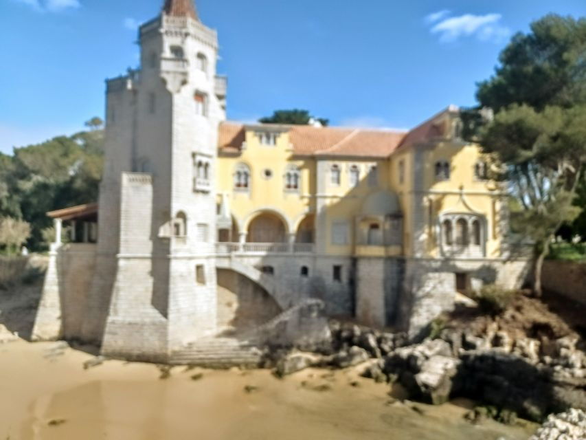 Sintra – Cabo Roca – Cascais Half Day Private Tour 4hrs