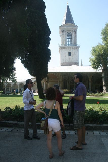 Skip the Line: Topkapı Palace Small-Group Tour - Good To Know