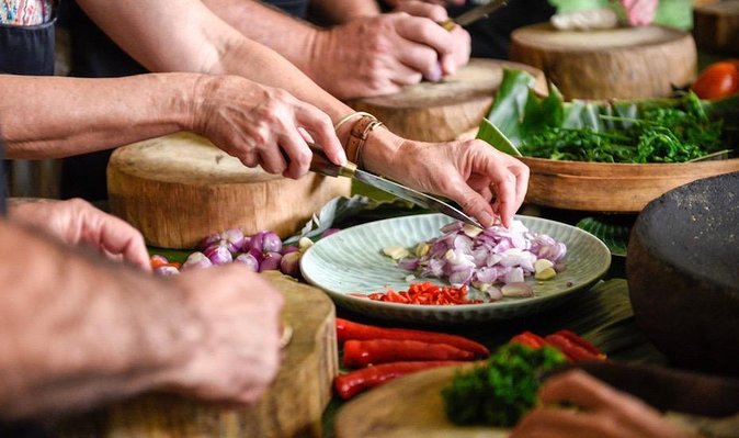 Small Group Cooking Class With Lunch in Ubud - Good To Know