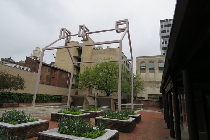 Small-Group Discovering Colonial Philadelphia Public Walking Tour