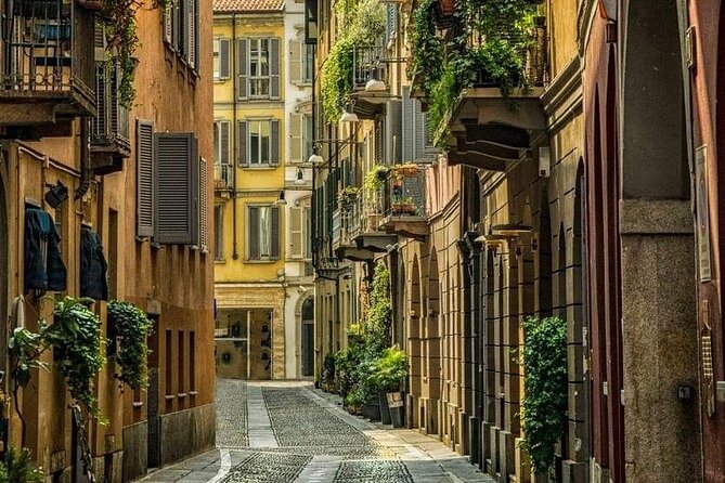 Small Group Highlights Walking Tour: an Introduction to Milan - Good To Know