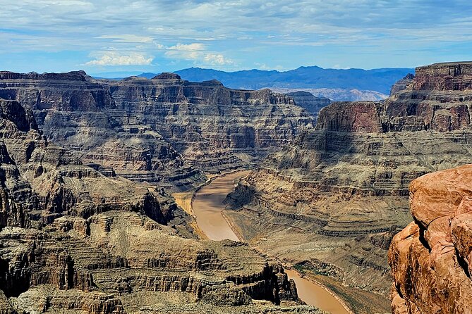 Small Group Tour to West Rim, Hoover Dam and 7 Magic Mountains - Good To Know