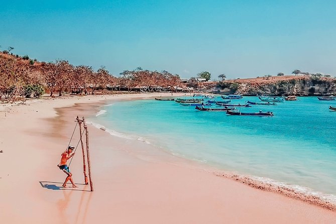 Southeastern Gilis and Pink Beaches Private Snorkeling Trip - Lombok