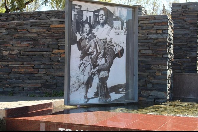 Soweto Half Day Private Tour 4 Hours R 1250,00