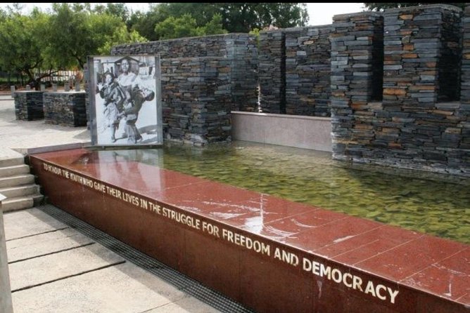 Soweto Tour and Lion Safari Park