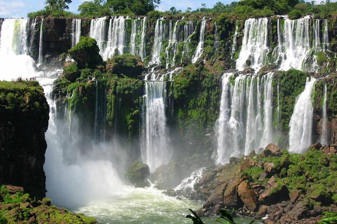 Spectacular Tour: Iguassu Falls & Itaipu Dam