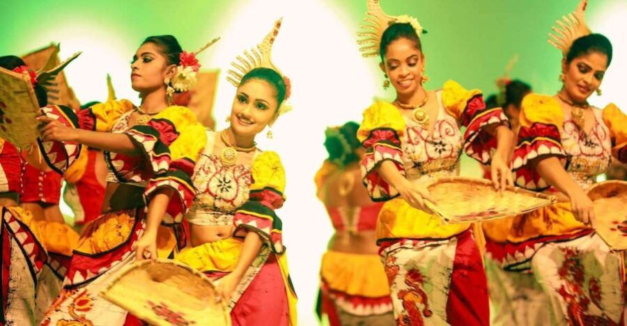 Sri Lankan Grand Cultural Show in Habarana