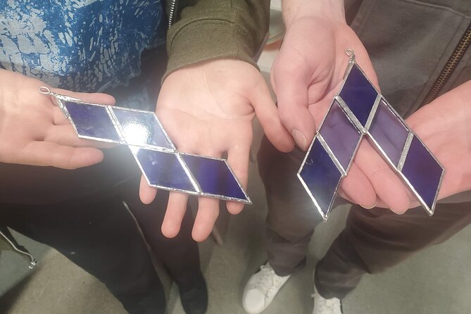 Stained Glass Magic Class in Everett - Good To Know