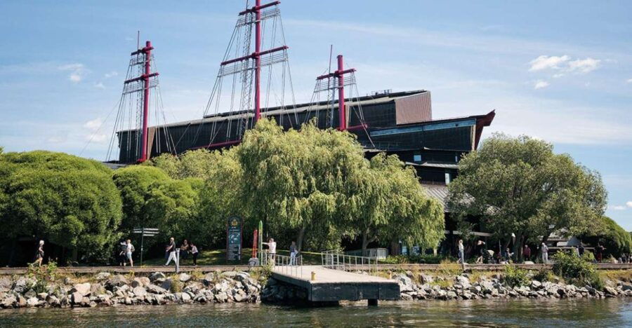 Stockholm Hop-On Hop-Off Sightseeing Boat: 72-Hour