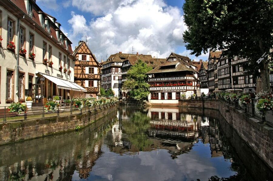 Strasbourg : Birthday Mission Outdoor City Game