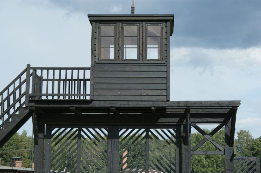 Stutthof Concentration Camp and Gdansk Old Town Private Tour - Good To Know