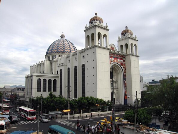 Suchitoto and San Salvador Guided Combo Tour