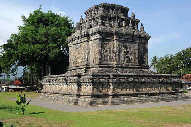 Sunrise and Temples Tour From Yogyakarta - Good To Know