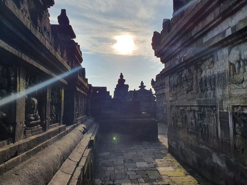 Sunrise at Punthuk Setumbu and Borobudur Temple