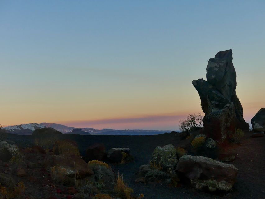 Sunrise Caldera Hike With Snacks