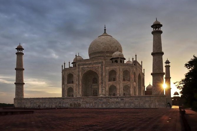Sunrise Taj Mahal Tour From Delhi With Guide - Good To Know