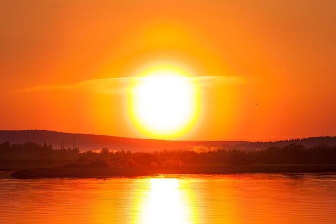 Sunset at the Arctic Circle - Good To Know