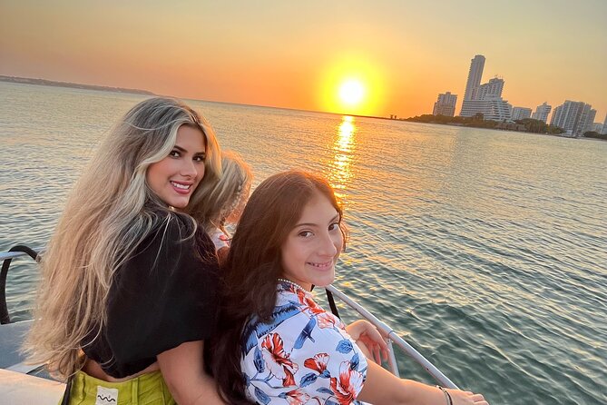 Sunset Bay Tour: Alcoholic Beverages and Scenic Views - Good To Know