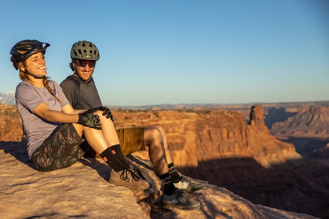 Sunset - Dead Horse Point E-bike Mountain Bike Tour