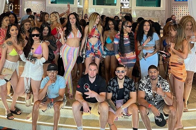 Supreme Club Tours:Miami Hip Hop Club Crawl With Open Bar & Party Bus Experience