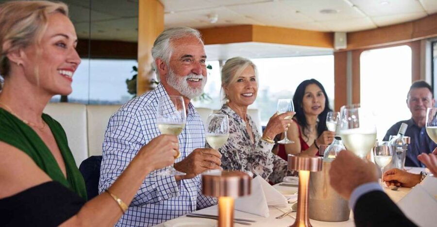 Sydney Harbour: À La Carte Lunch Cruise