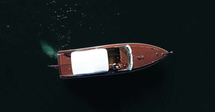 Sydney: Private Night Cruise With Wine