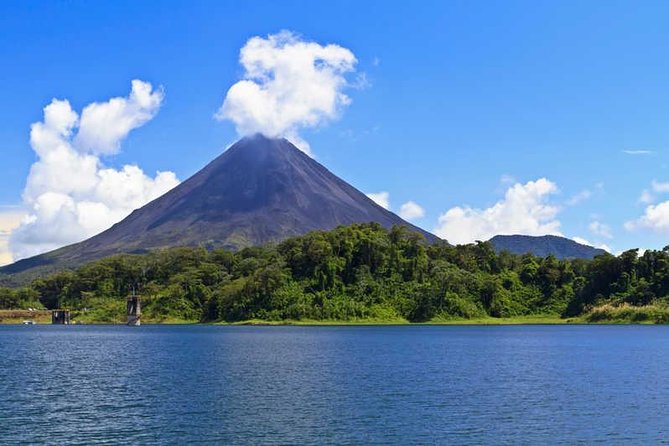 Tabacon Resort and Arenal Volcano Hiking From San José.