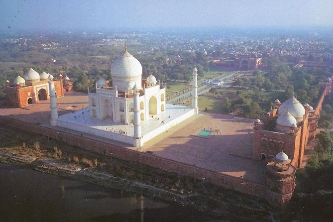 Taj Mahal Day Tour From Delhi With All Step Entry Fee, Tour Guide and Lunch - Good To Know