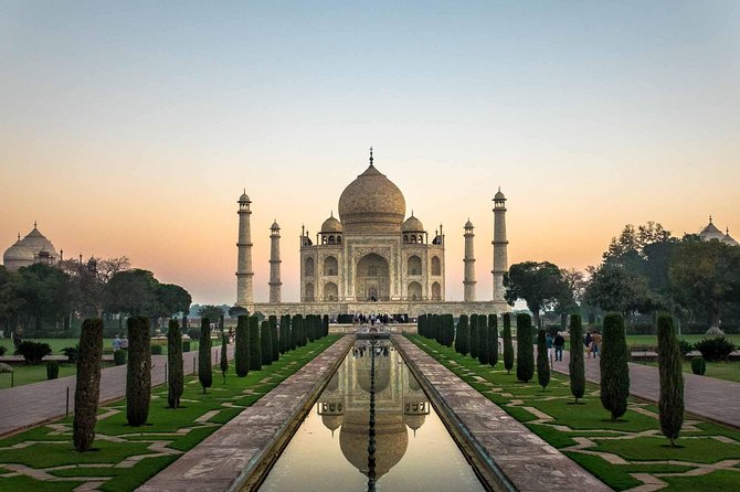 Taj Mahal Sunrise Same Day by Car - Good To Know