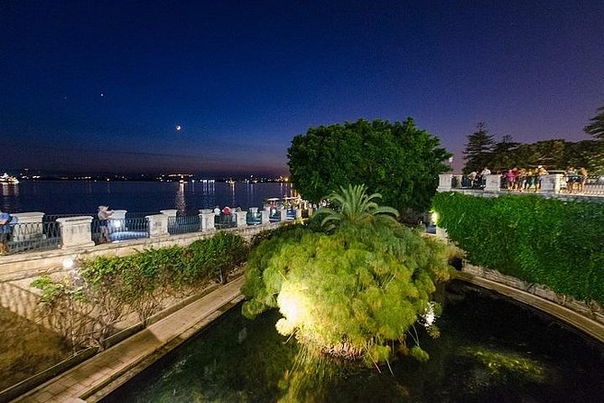Taxi From Taormina to Ortigia and Back