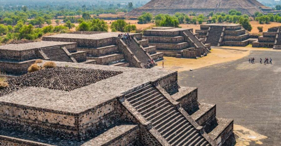 Teotihuacan and Basilica of Guadalupe With Mezcal