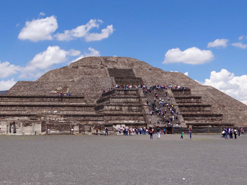 Teotihuacán, Plaza De Las Tres Culturas, and Acolman Tour