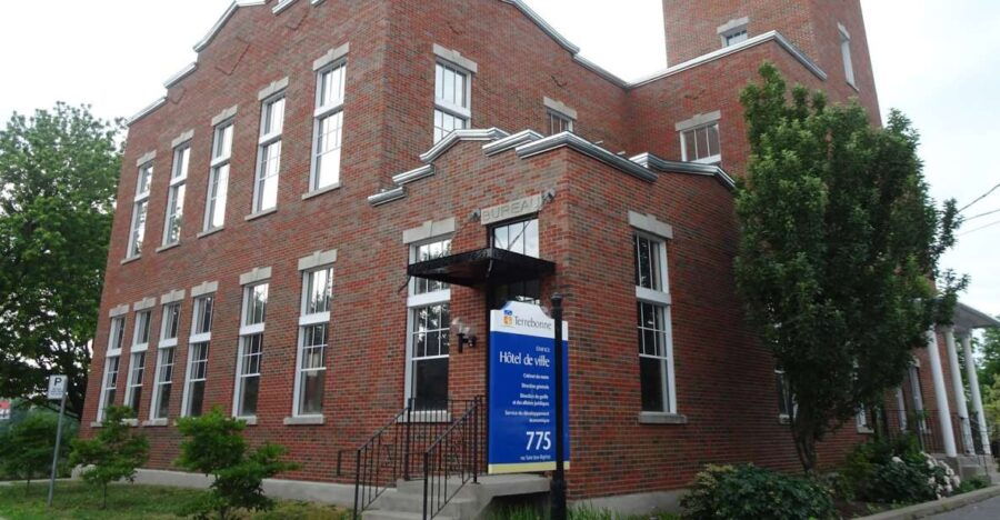 Terrebonne Self-Guided Walking Tour & Scavenger Hunt - Good To Know