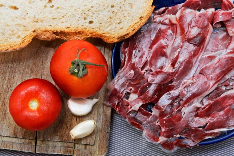 The 11 Tastings of Girona Small-Group Tour and Dinner