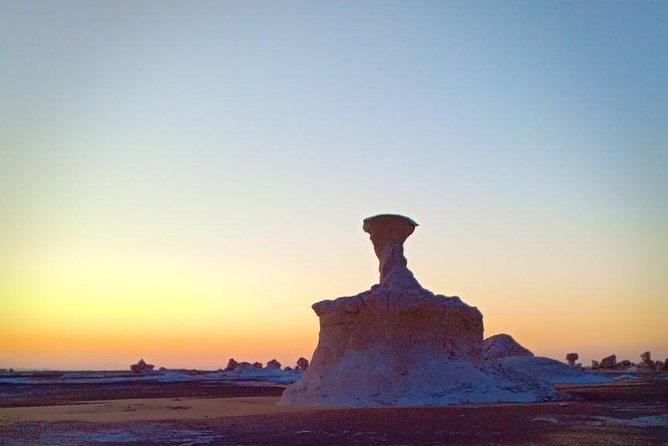 The Black and The White Desert - Good To Know