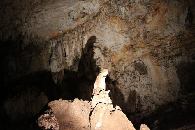The Bothongo WonderCave Experience