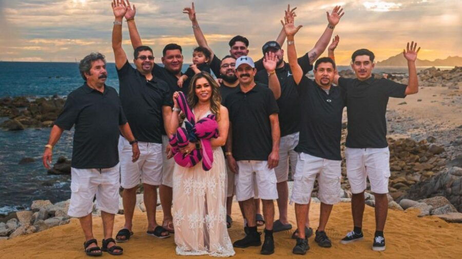 The Cabos: Private Photographer 1-Hour Photo Session - Good To Know